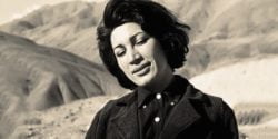 مجموعه اشعار فروغ فرخزاد درباره زندگی جملات فلسفی جملات کوتاه وزیبا از متن های کوتاه اشعار بلند اشعار ممنوعه درباره باران جملات آموزنده عکس نوشته های زیبا