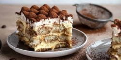 طرز تهیه تیرامیسو لیوانی با شیر ایتالیایی اصل بدون تخمه مرغ با خامه قنادی با پتی بور شکلاتی ساده اصلی با پتی بور و موز با کیک
