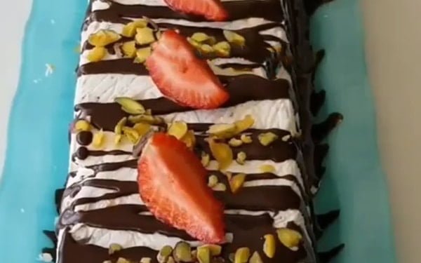 طرز تهیه کیک بستنی