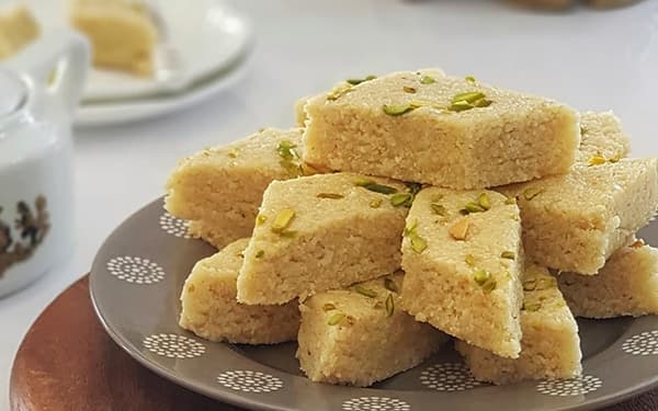 طرز تهیه لوز بادام
