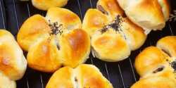 طرز تهیه نان خرمایی