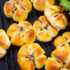 طرز تهیه شیرینی نان خرمایی خوشمزه و مخصوص به روش بازاری