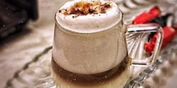 طرز تهیه کاپوچینو خوشمزه و کافه ای با فرنچ پرس یا همزن