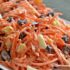 طرز تهیه سالاد هویج خوشمزه ترکیه ای با سیب و کشمش
