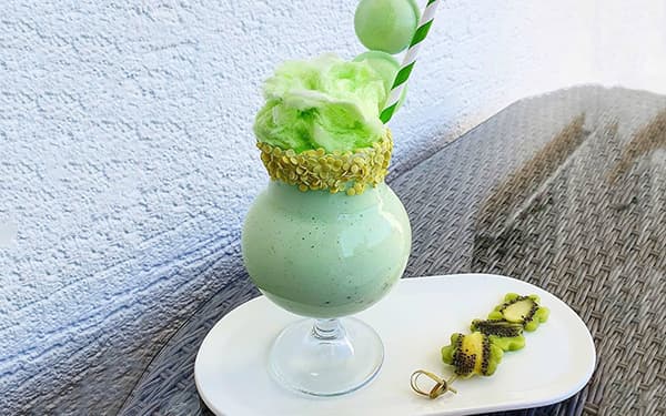 طرز تهیه میلک شیک کیوی