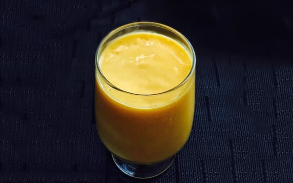 طرز تهیه میلک شیک زردآلو