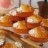 طرز تهیه کیک گلاب زعفرانی خوشمزه و مخصوص به روش سنتی