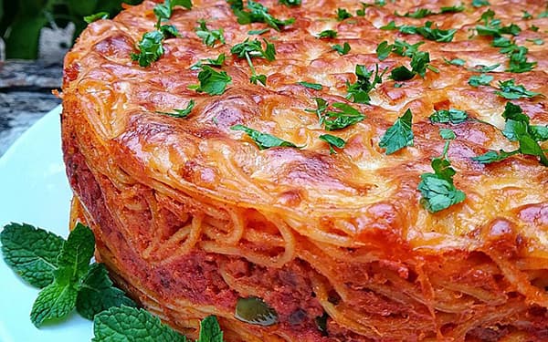 طرز تهیه پای اسپاگتی