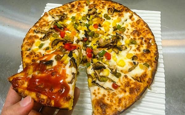 طرز تهیه پیتزا مکزیکی