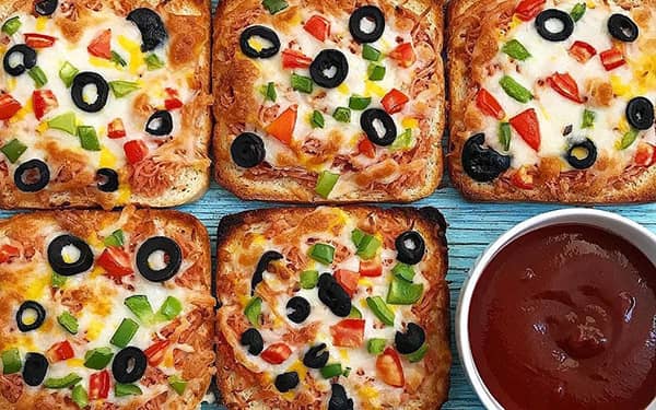 طرز تهیه پیتزا نان تست