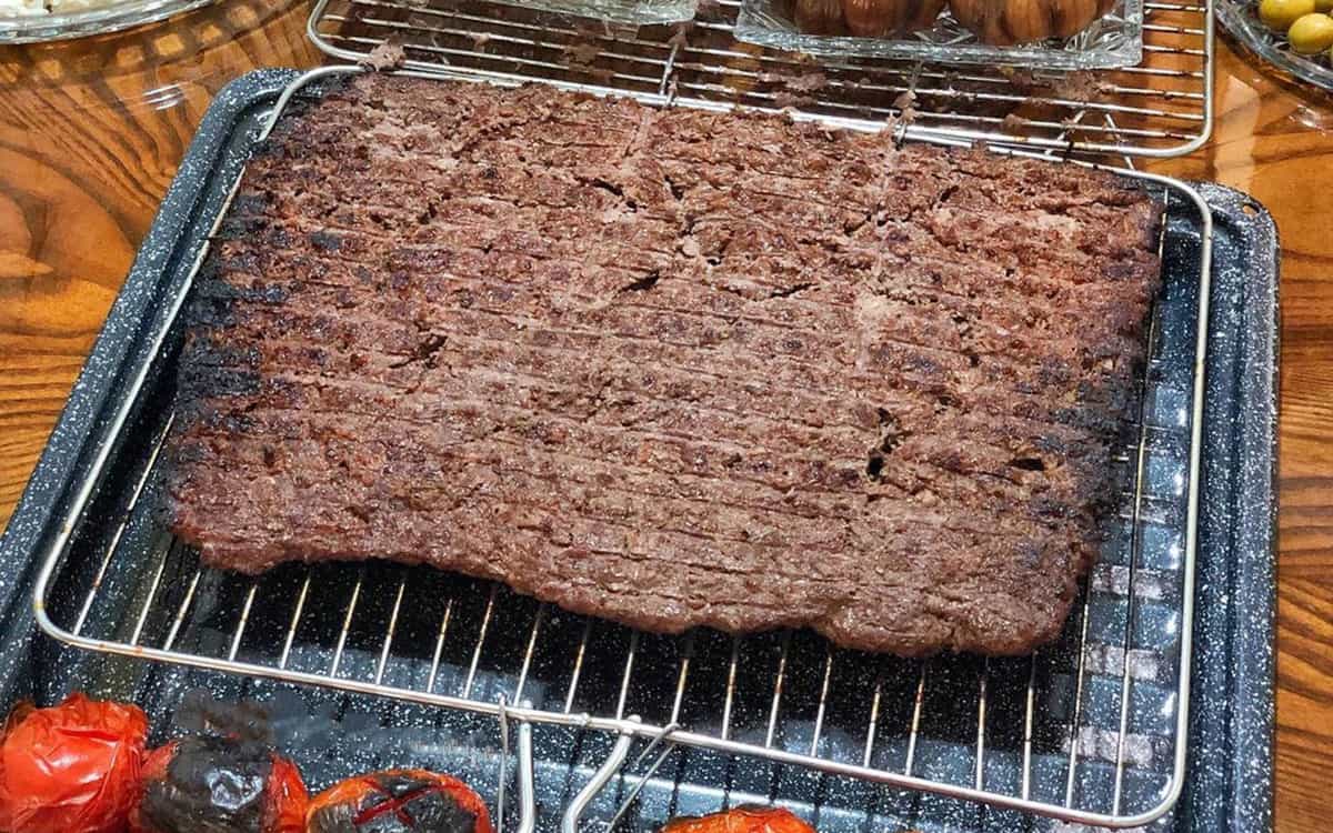 طرز تهیه کباب کوبیده در توری