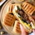 طرز تهیه ساندویچ کباب تابه ای ساده و خوشمزه با قارچ و پنیر