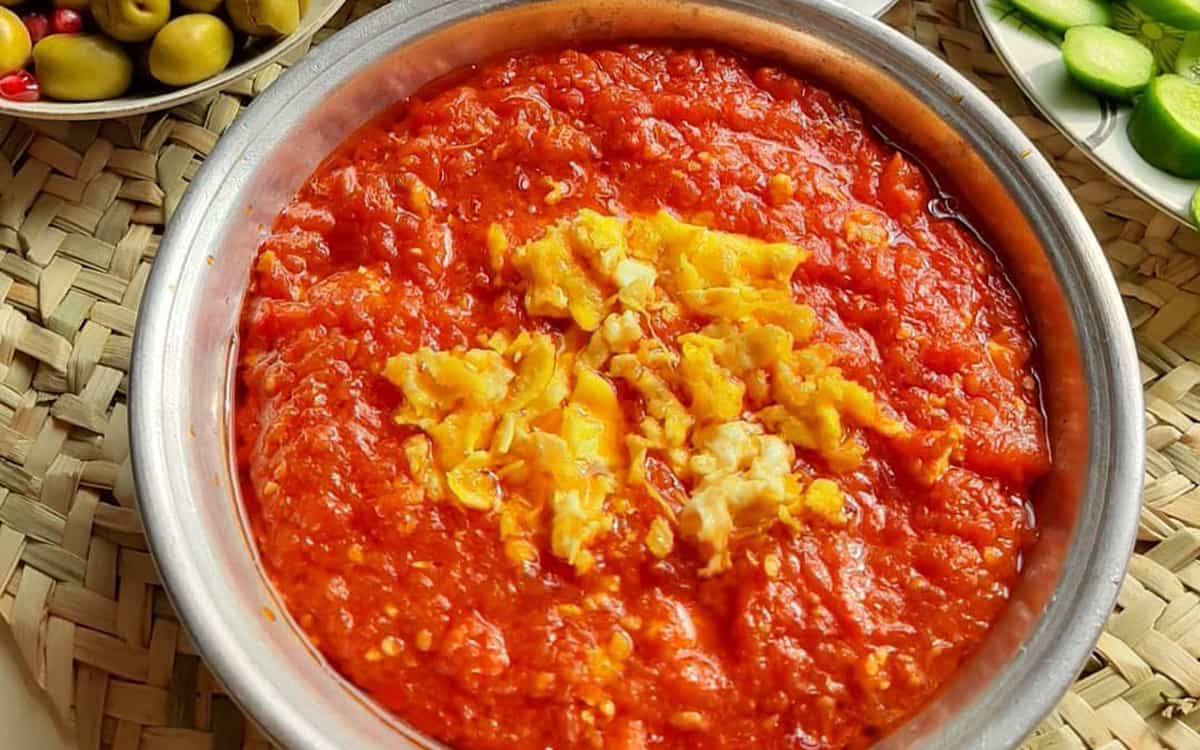 طرز تهیه خورش گوجه فرنگی