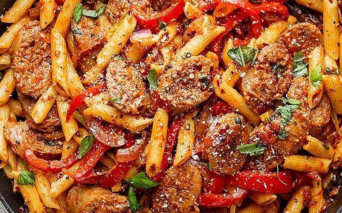 طرز تهیه پاستا با سوسیس
