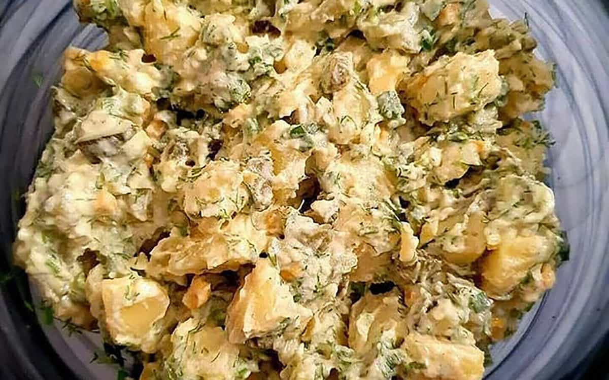 طرز تهیه سالاد سیب زمینی با سس خردل