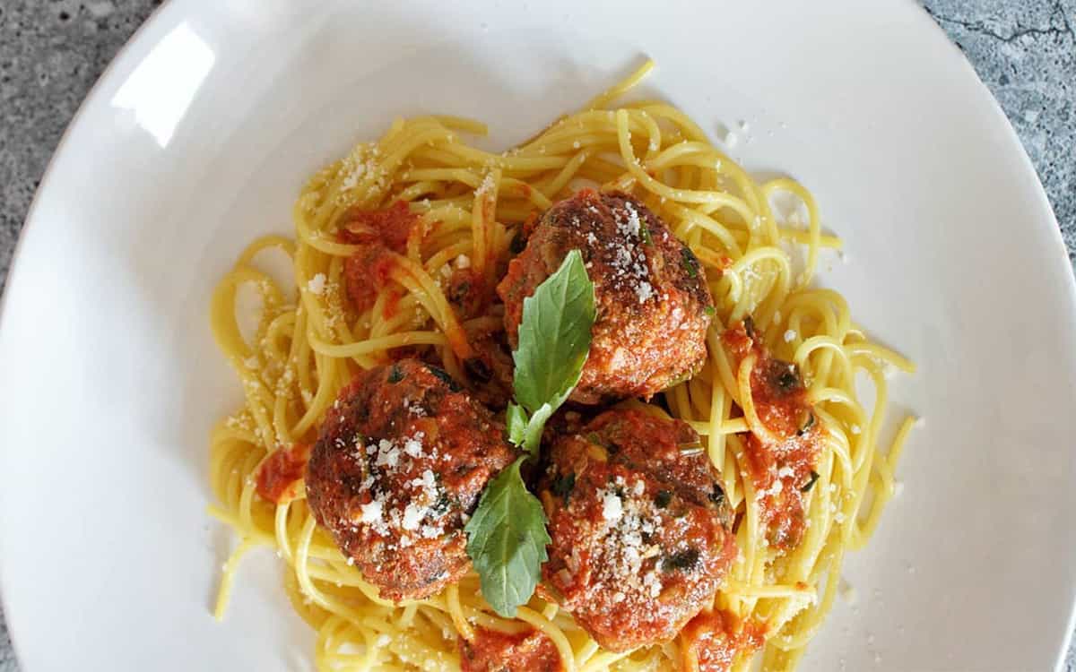 طرز تهیه اسپاگتی