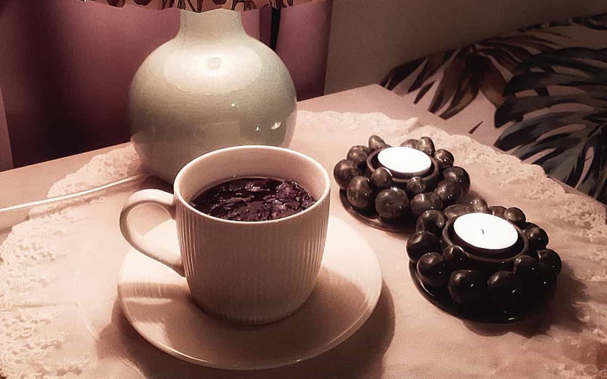 طرز تهیه دمنوش گل گاو زبان و لیمو
