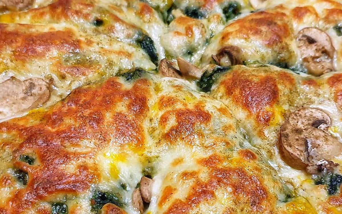 طرز تهیه پیتزا اسفناج