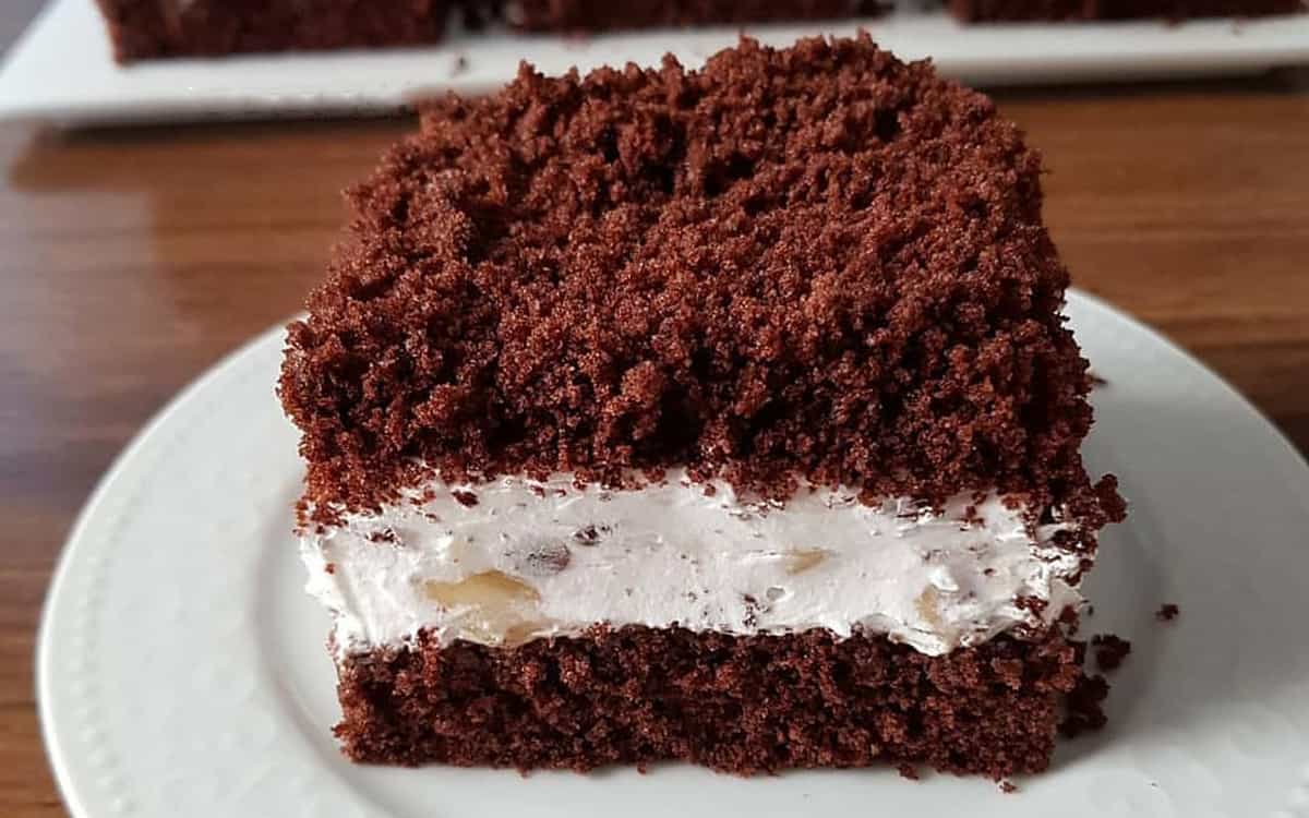 طرز تهیه کیک خیس خامه ای