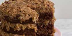 طرز تهیه کیک شکلاتی آلمانی خوشمزه و مخصوص مغزدار