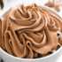 طرز تهیه خامه شکلاتی حرفه ای برای وسط و خامه کشی کیک