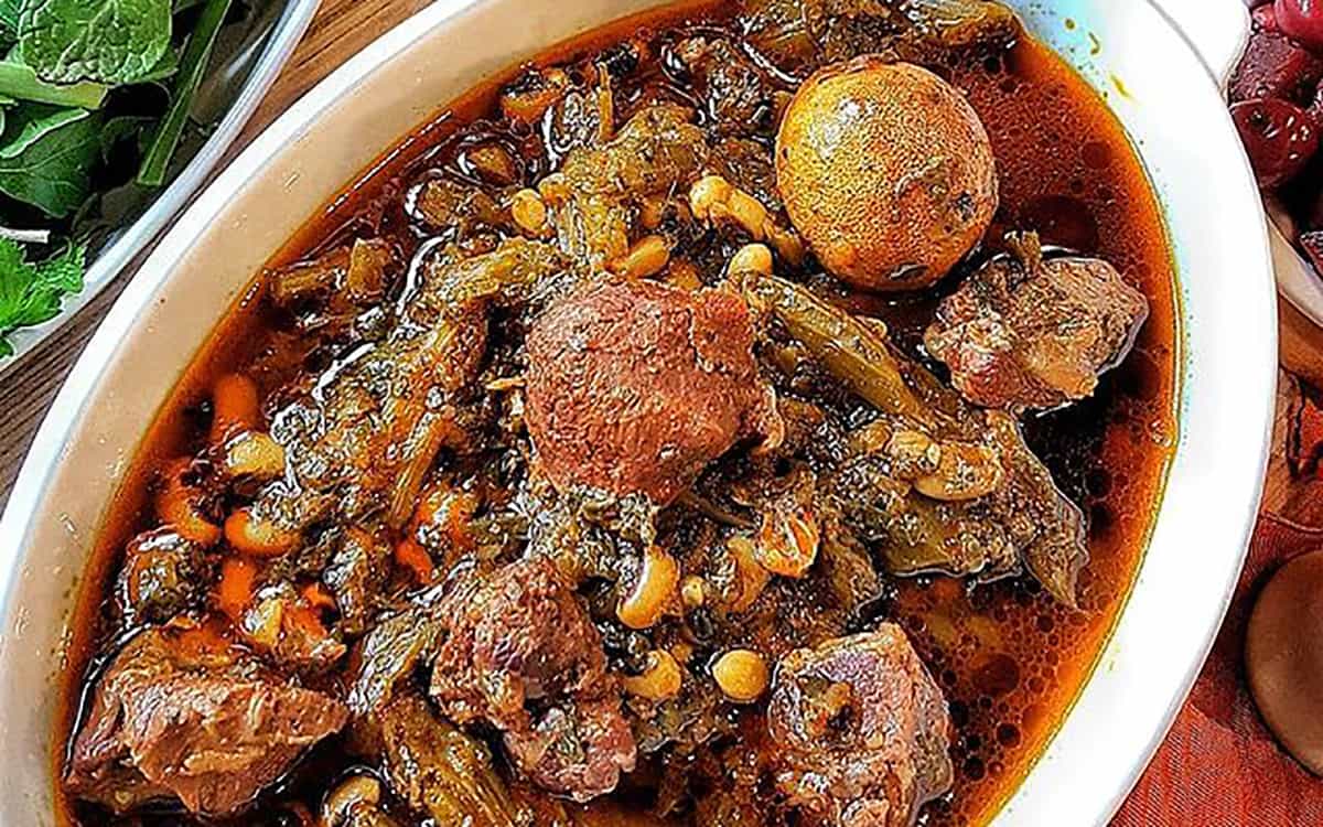 طرز تهیه خورش کرفس با لوبیا چشم بلبلی