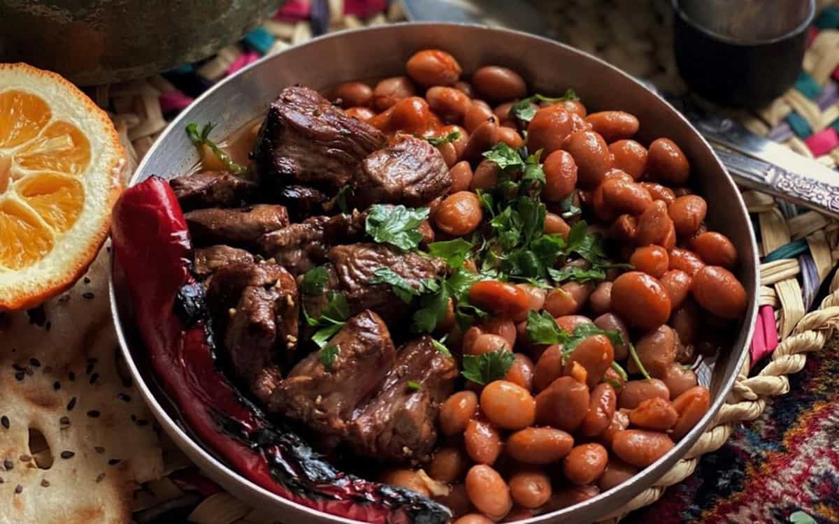 طرز تهیه لوبیا کباب رشتی