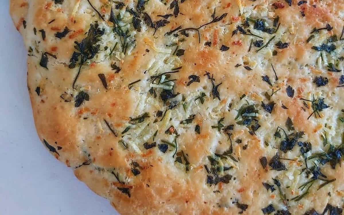 طرز تهیه نان سیر و جعفری