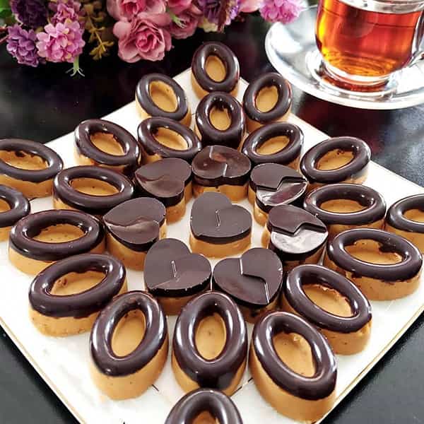 طرز تهیه برشتوک شکلاتی قالبی نخودچی آشپزخانه کوچک من با تصویر فر