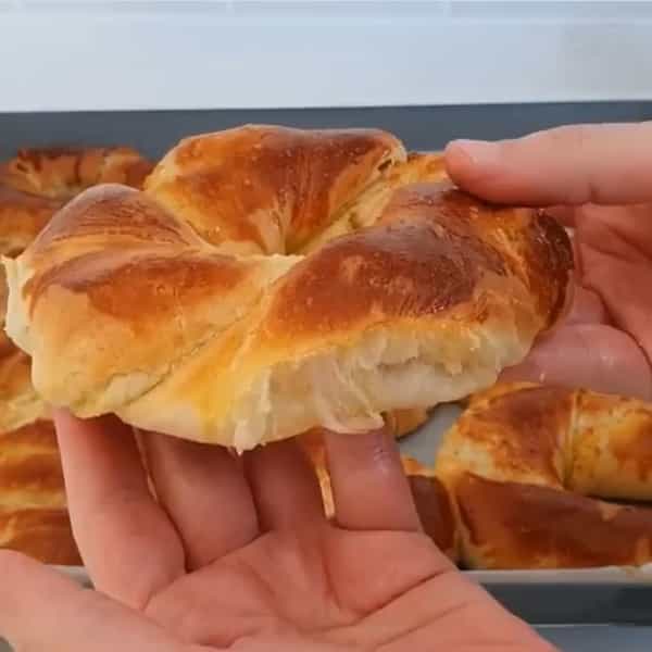 طرز تهیه نان آچما سیب زمینی
