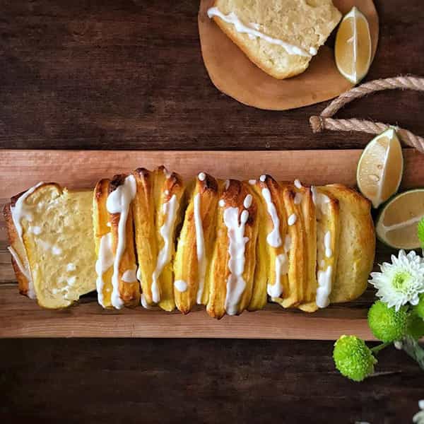 طرز تهیه نان لیمویی