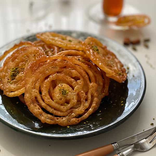 طرز تهیه زولبیا بدون ماست