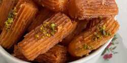 طرز تهیه بامیه بدون تخم مرغ خوشمزه و ساده به روش خانگی