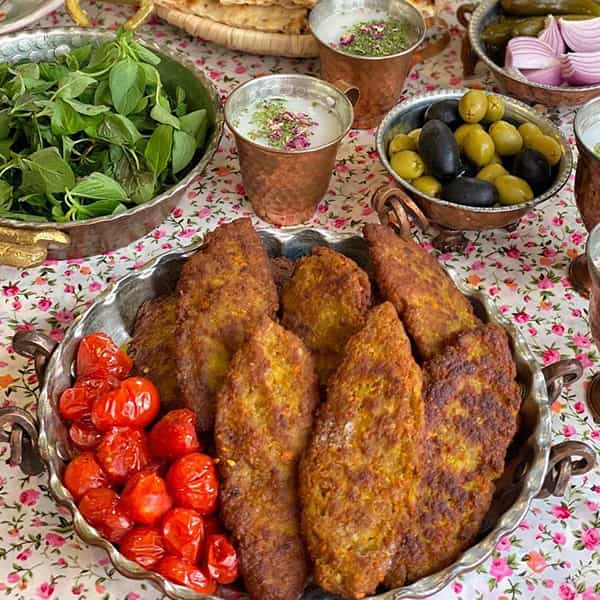 طرز تهیه کتلت اراکی