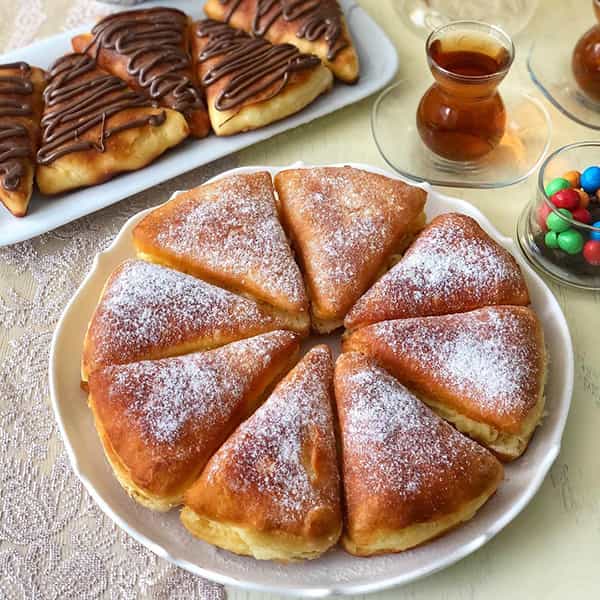طرز تهیه پیراشکی با کرم لیمویی