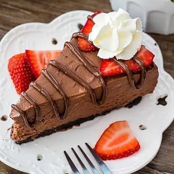 طرز تهیه تیرامیسوی توت فرنگی