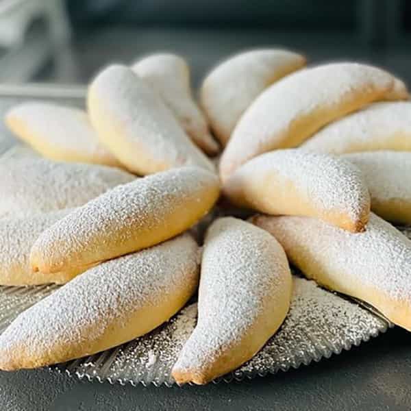 طرز تهیه نان موزی
