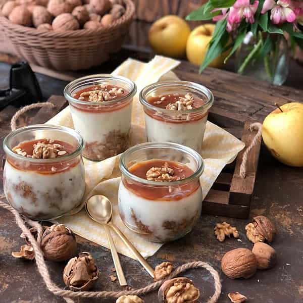 طرز تهیه پودینگ کارامل و سیب