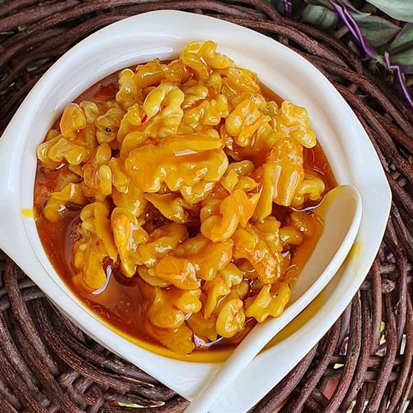 طرز تهیه مربای گردو
