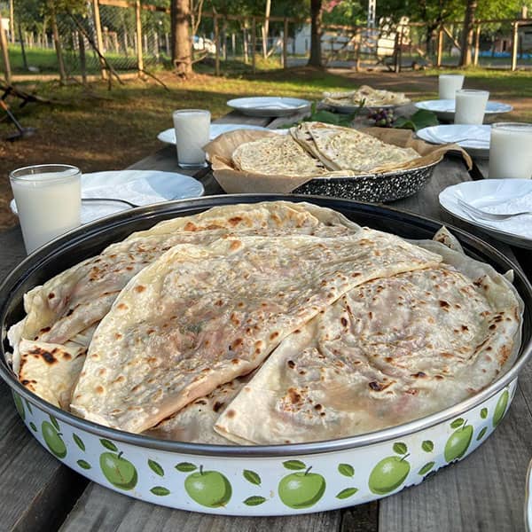 طرز تهیه گوزلمه سبزیجات