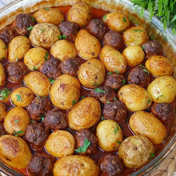 طرز تهیه خوراک سیب زمینی و گوشت قلقلی