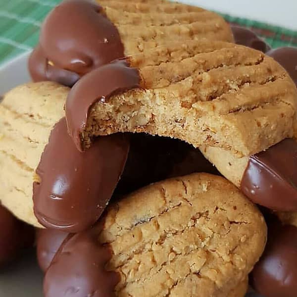 طرز تهیه شیرینی گردو کنجد