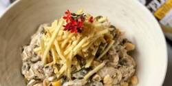طرز تهیه سالاد خسروشاهی خوشمزه و ساده با قارچ و مرغ