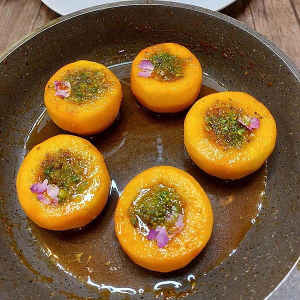 طرز تهیه دسر سیب شکم پر