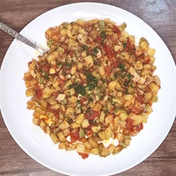 طرز تهیه خوراک کدو و قارچ