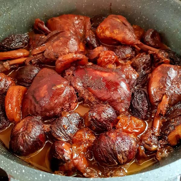 طرز تهیه خورش شاه بلوط