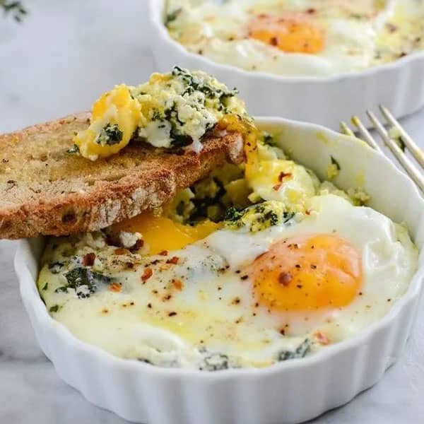 طرز تهیه املت کاپ پنیر و اسفناج