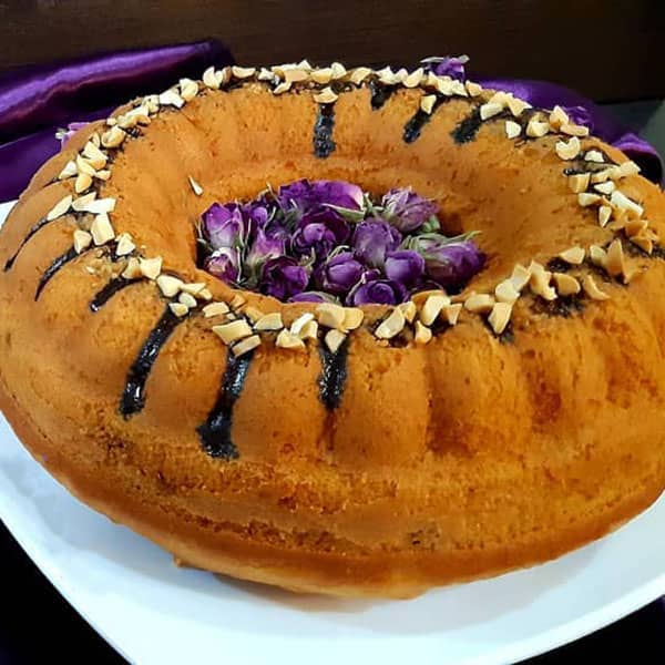 طرز تهیه کیک سیب مغزدار