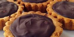 طرز تهیه تارت اسنیکرز ساده و خوشمزه به روش مجلسی