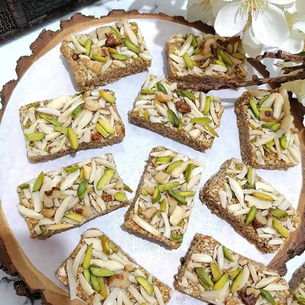 طرز تهیه سمسمیه کنجدی